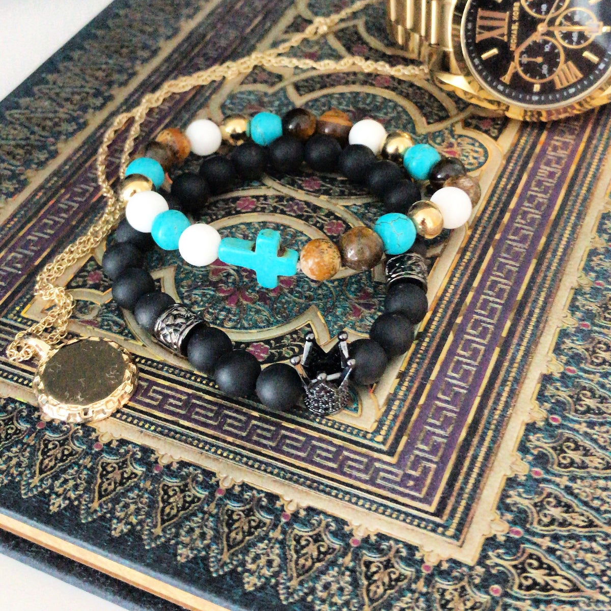 Pewter Skull / Grey Agate - Gemstone Bracelet